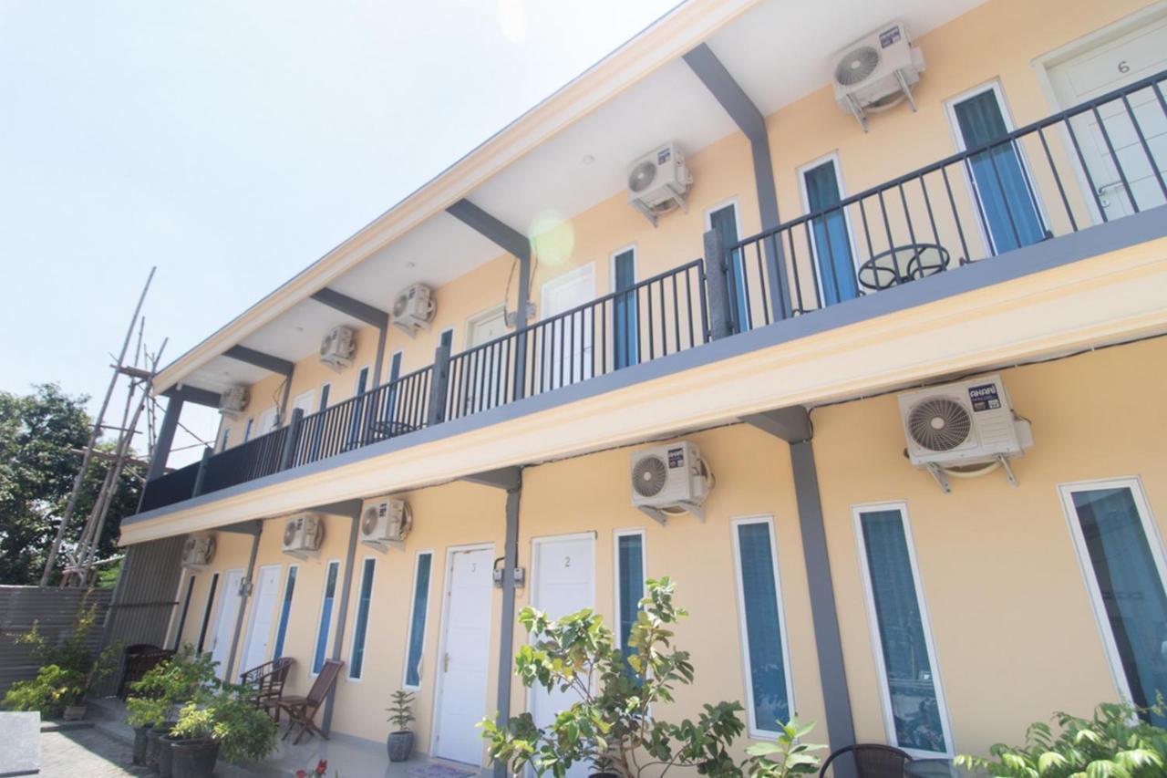 فندق Reddoorz Syariah At Winong Nganjuk المظهر الخارجي الصورة